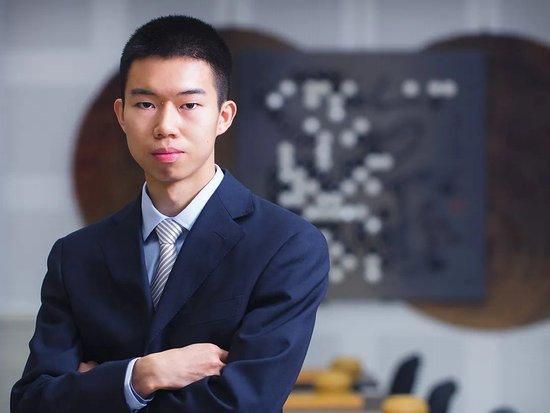 极品国模sm捆绑受虐