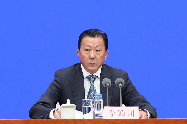 国产精品午夜国产小视频