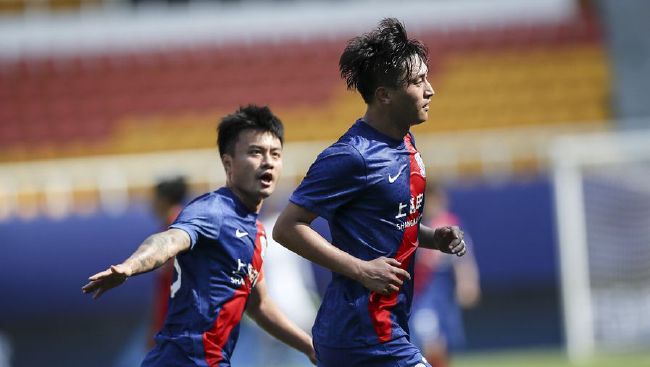 吃奶高潮上60分免费视频