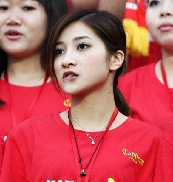 亚洲午